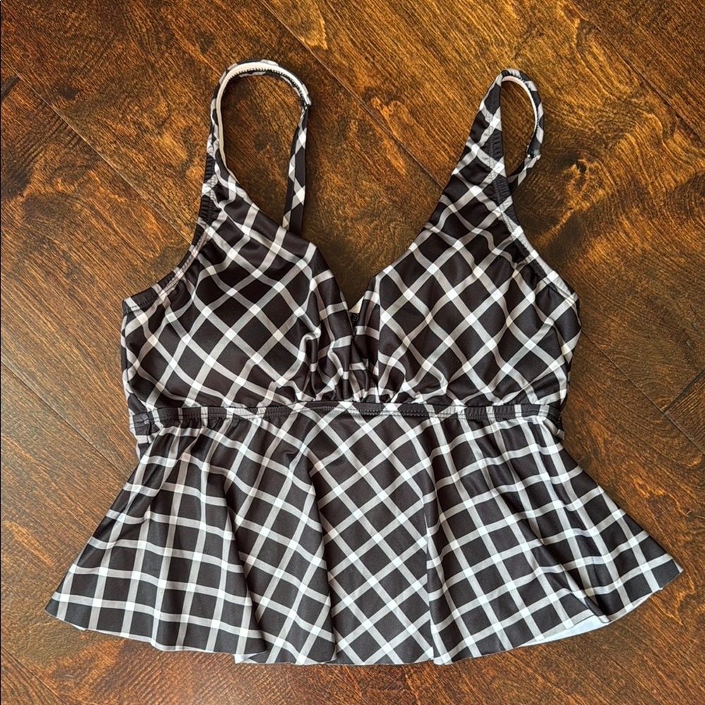 Kona Sol Black and White Bustier Peplum tankini - Picture 3 of 9